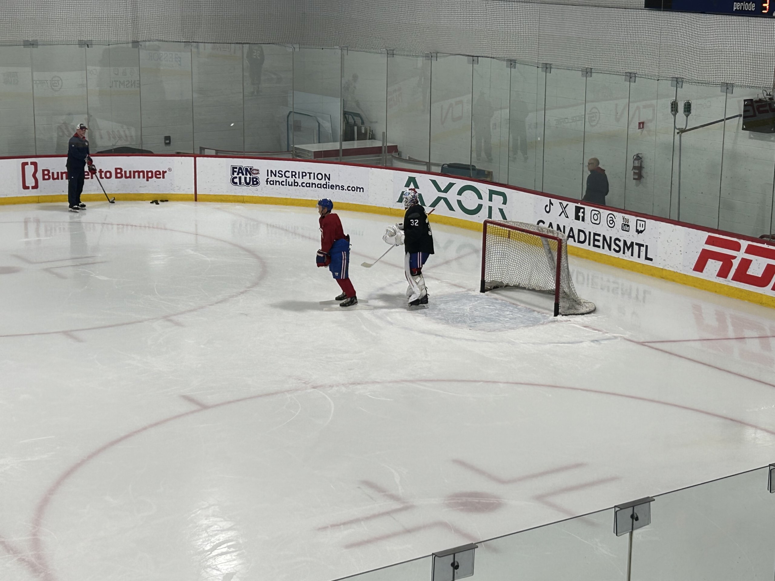 Entraînement : Jakub Dobes en trop, Jacob Fowler participe à tous les exercices