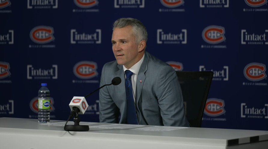 &quot;Ceux qui ne savent pas jouer défensivement resteront assis&quot; : Martin St-Louis ne rit plus
