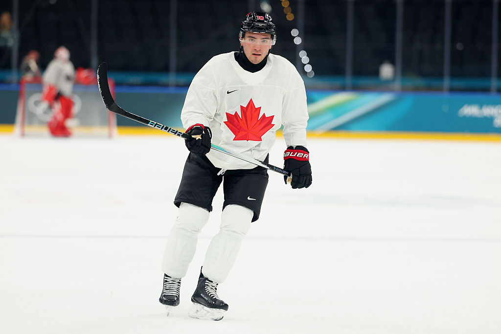 Nick Suzuki ne s'entraîne pas avec Nathan MacKinnon aujourd'hui