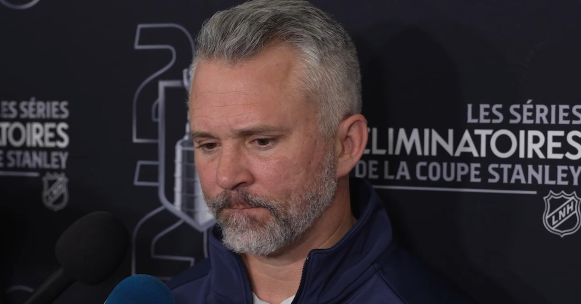 Martin St-Louis a donné un point de presse très court (et assez sec)