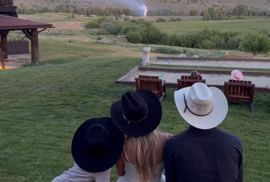 Voici qui était au party de retraite de Carey Price