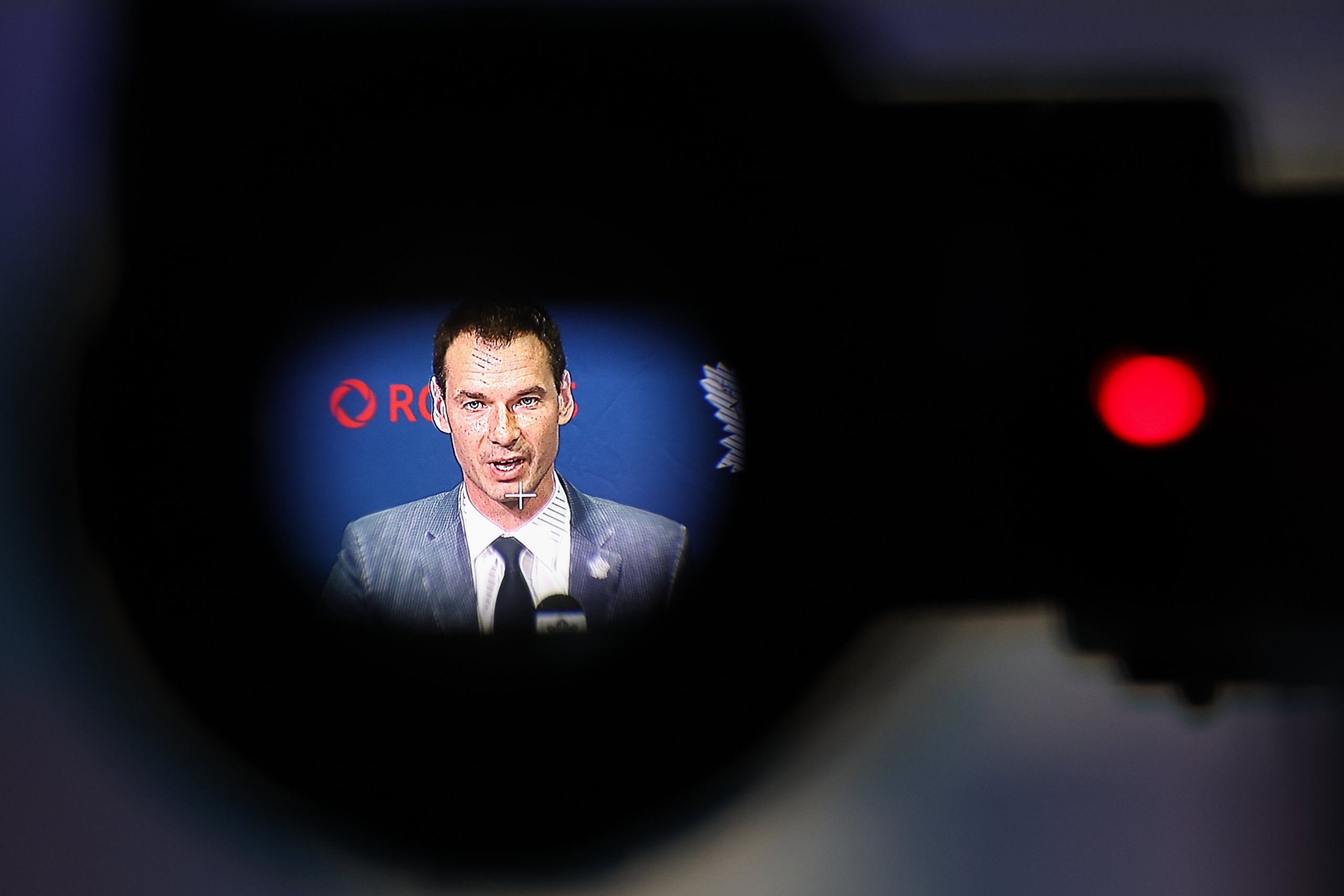 Immobilisme du CH : c'est la faute à John Chayka (et Mathieu Darche)