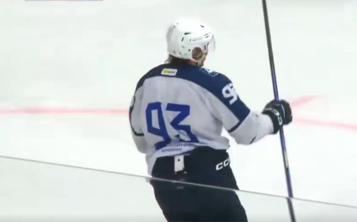 Gleb Pugachyov : Voici pourquoi il a joué un match dans le junior