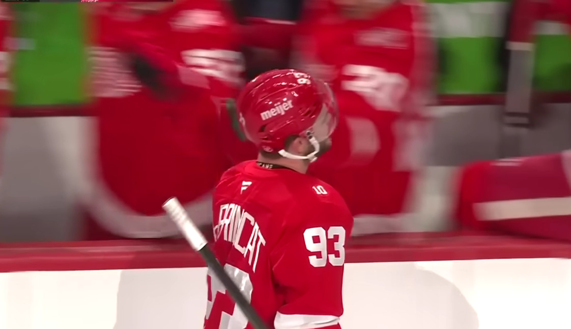 Coin des rumeurs : Alex DeBrincat pourrait lui aussi partir de Detroit