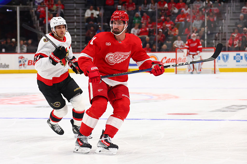 Dylan Larkin doit être applaudi toute la soirée demain : Georges Laraque lance un mouvement